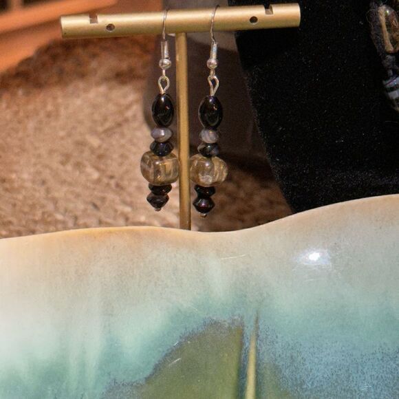 Black Handcrafted Hand Strung Multi Layer Necklace /Matching Earrings - Picture 3 of 5